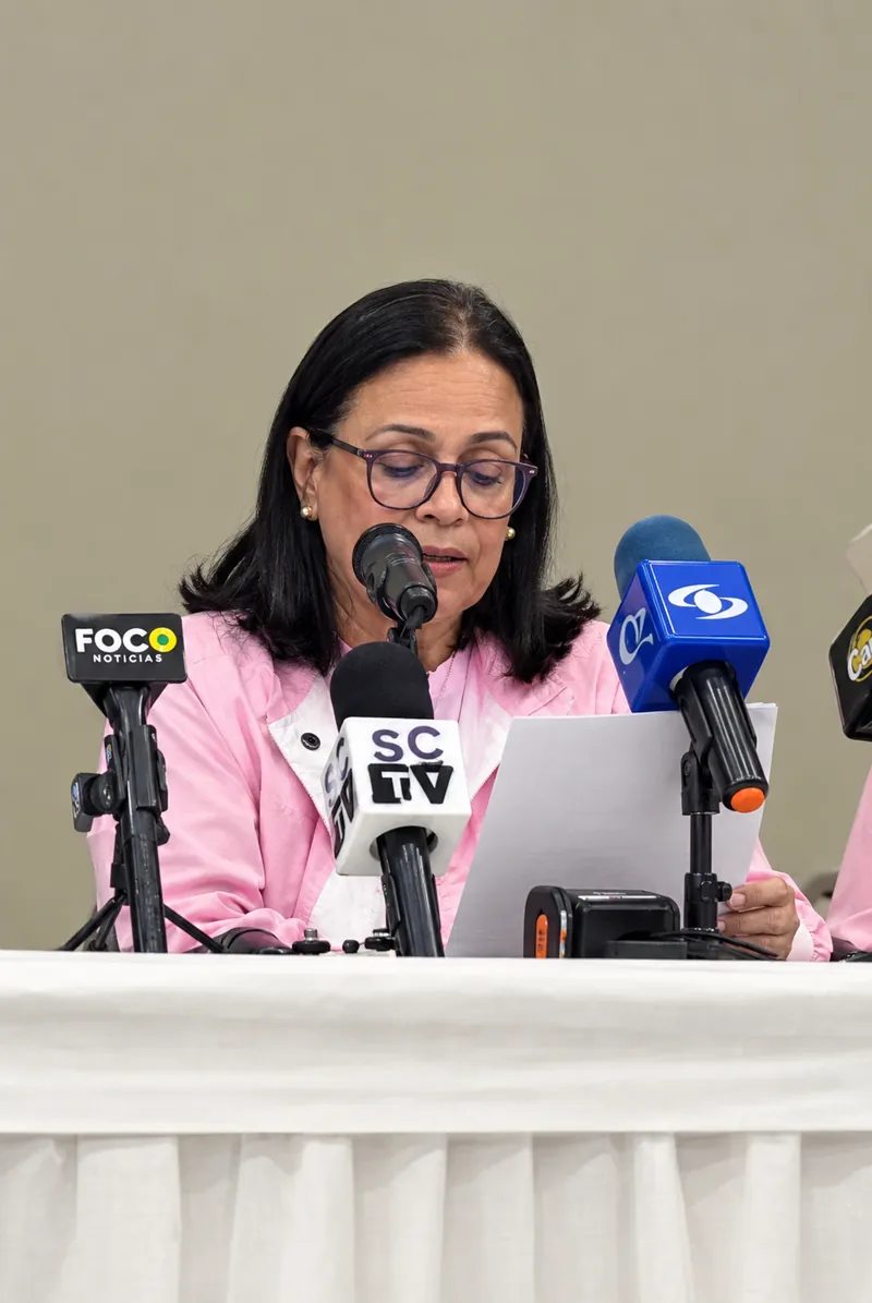 Betty Fajardo, presidenta de FAMAC, durante la rueda de prensa de la XXVI Caminata por la Vida